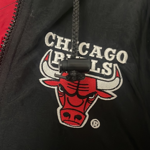 ✅Chicago Bulls Jacket By Logo 7 Authentic 🔥🐂 - Picture 4 of 8
